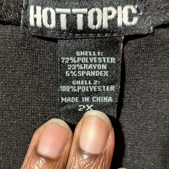 Black Ruffled Vest - Picture 2 of 6